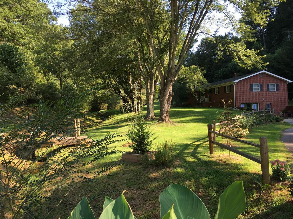 Bed and Breakfast The Ashe Farm Marshall Esterno foto