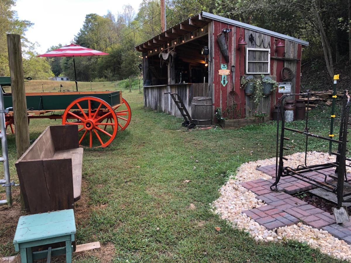 Bed and Breakfast The Ashe Farm Marshall Esterno foto